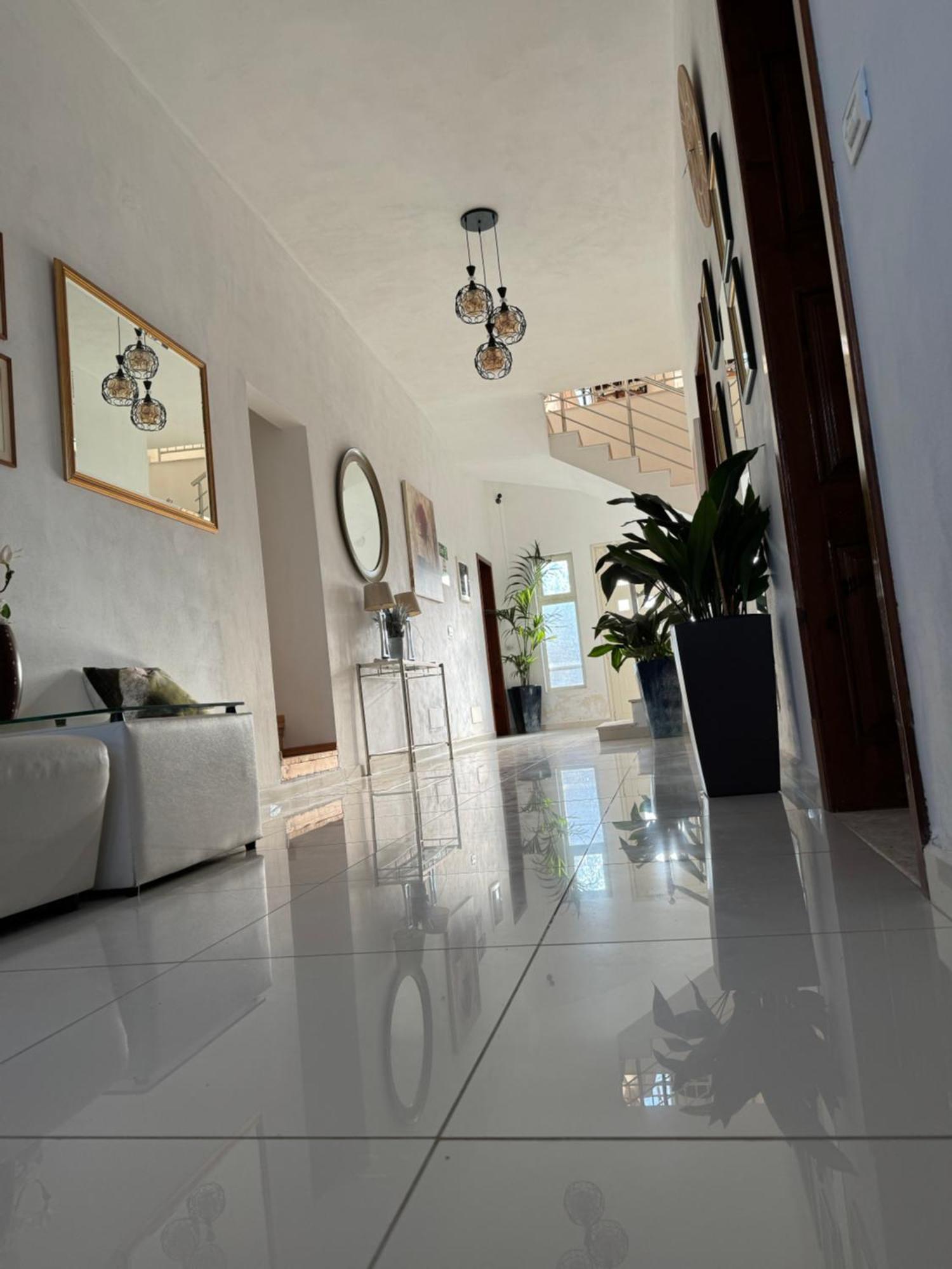 Kunevain Guest House Lezhë 外观 照片